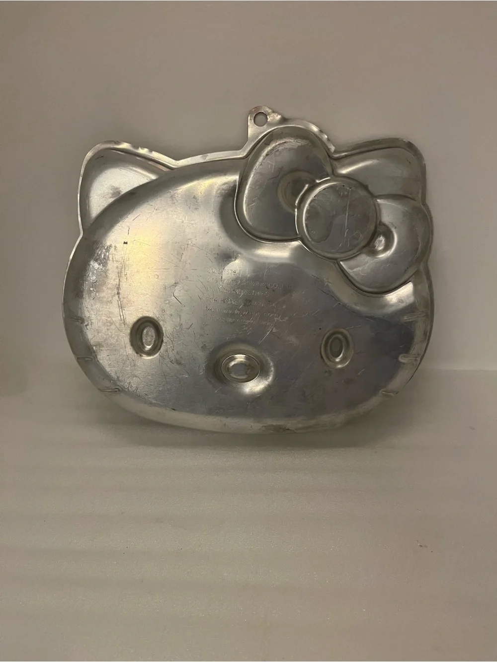 Wilton Hello Kitty Shaped Aluminum Cake Pan, Silver, MPN 2105-7575